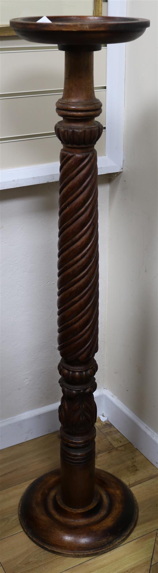 A Victorian mahogany torchere W.25cm